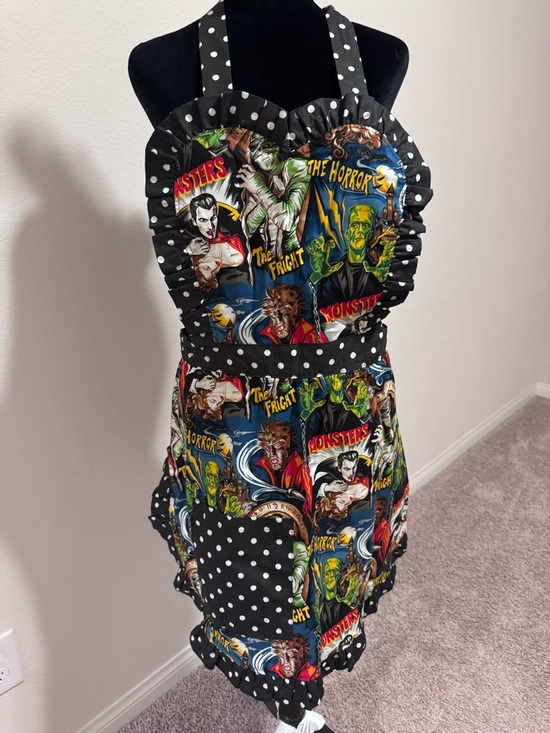 Hemet Other - Retro Horror Movie Apron | Classic Monsters Print | Polka Dot Ruffle | Kitchen